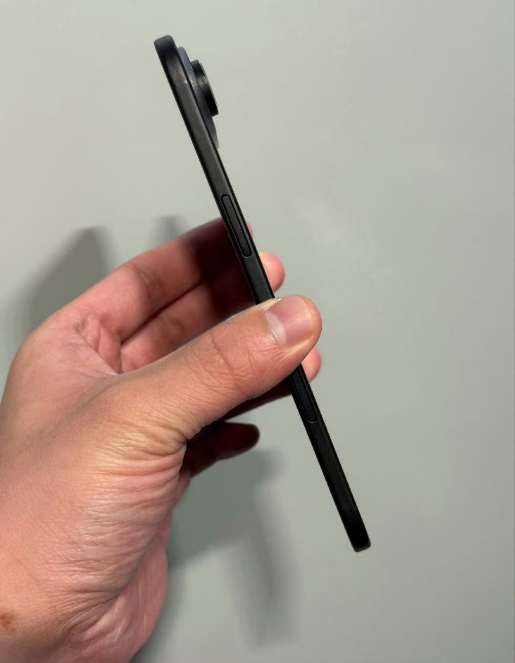 iPhone 17 Air Thin Design