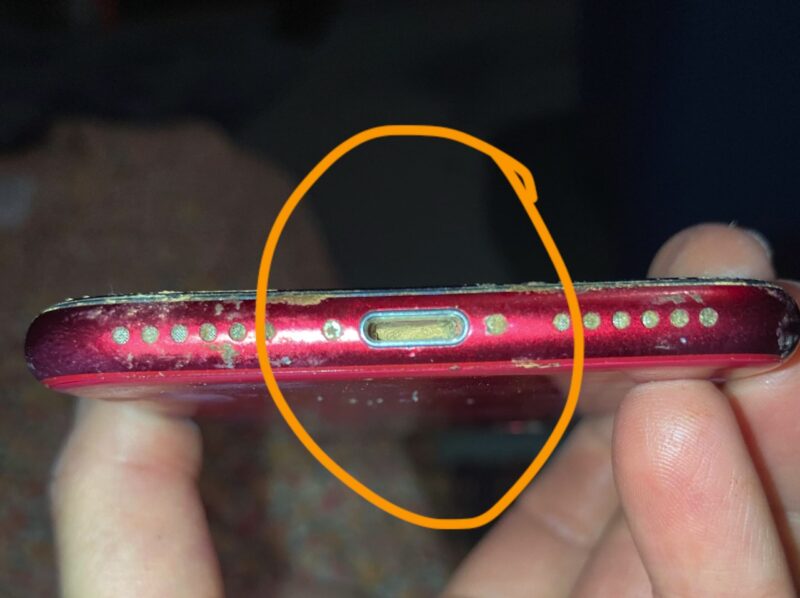 clean iphone charging port